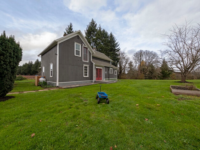 Building Photo - 11280 SW Robinson Rd