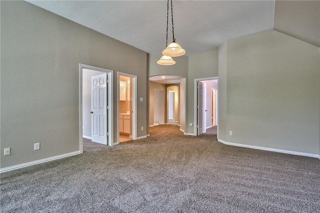 Building Photo - 4443 Voyager Dr