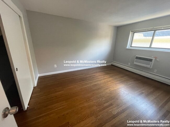 Foto del edificio - 811 Washington St