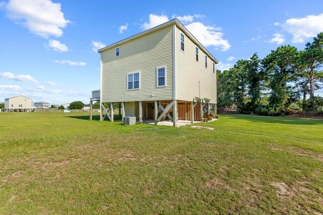 Photo - 220 Twin Oaks Dr (Hampstead, NC) Townhome