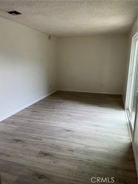 Foto del edificio - 845 Banks Ct Dr