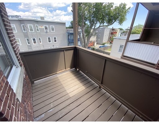 Building Photo - 51 Shurtleff St
