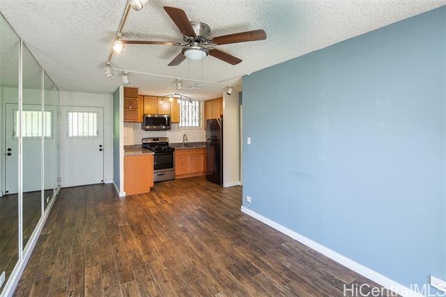 Building Photo - 212 Huali St