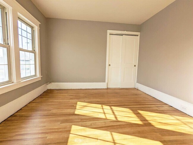 Building Photo - 1459 NY-9D