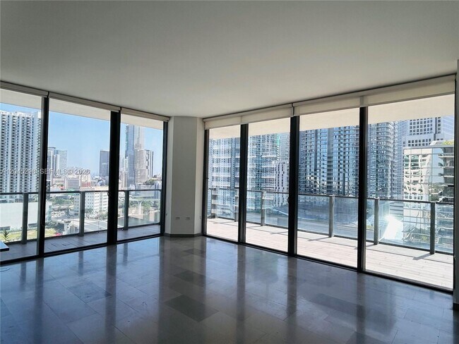 Foto del edificio - 88 SW 7th St