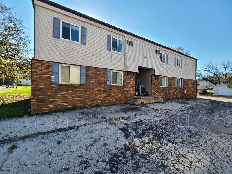Primary Photo - 607 Hillview Dr
