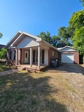 Building Photo - 502 Marconi St