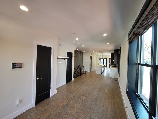 Foto del edificio - 724 Taylor St NW