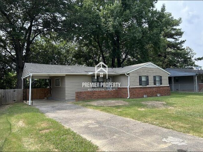 Building Photo - 5605 Loch Lomond Rd