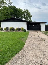 Building Photo - 5427 Heatherbrook Dr