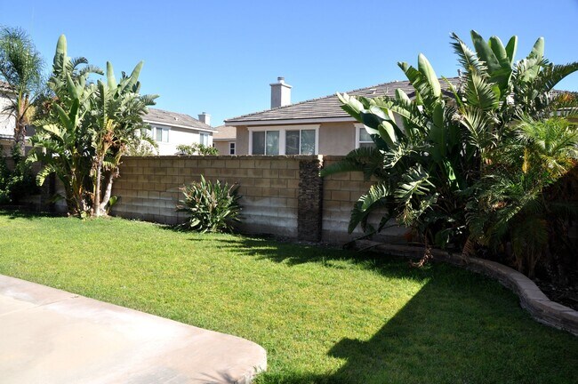 Foto del edificio - 15655 Iron Spring Ln