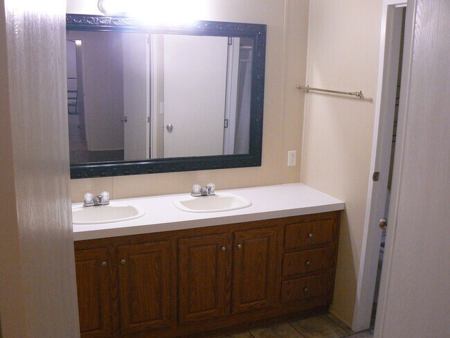 Foto del edificio - Affordable in Aledo!