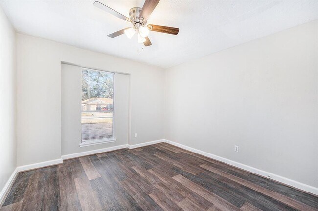 Building Photo - 5618 Bridgegate Dr