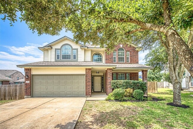 Building Photo - Comfortable Round Rock living with space, style, and everyday convenience