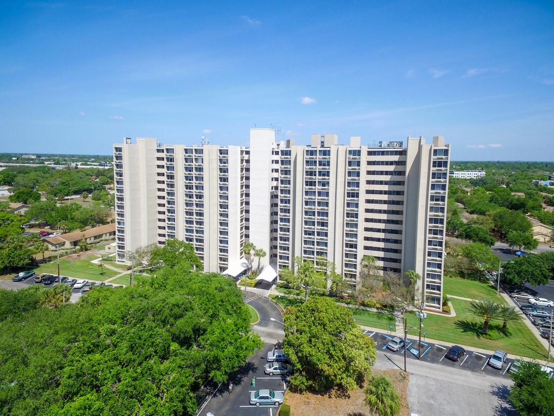 Building Photo - Arlington Arbor