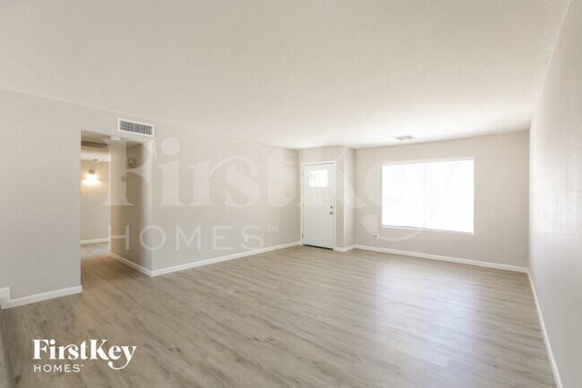 Foto del edificio - 4564 W Onyx Ave