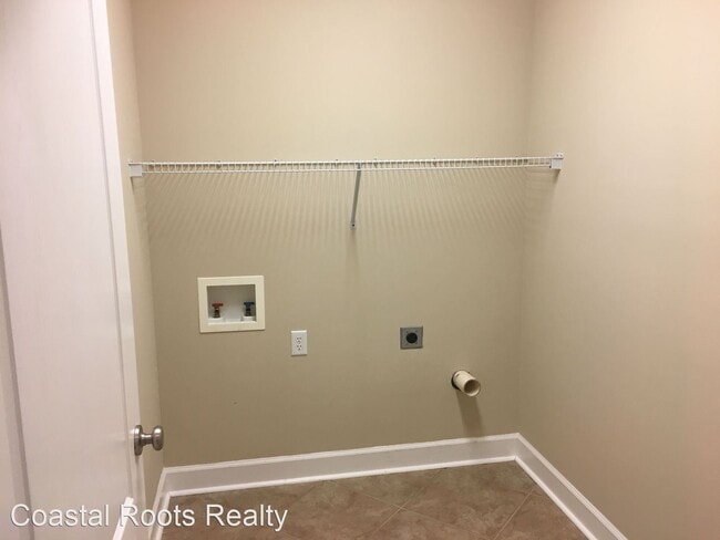 Building Photo - 3 br, 2 bath House - 264 Laurel Landing Blvd