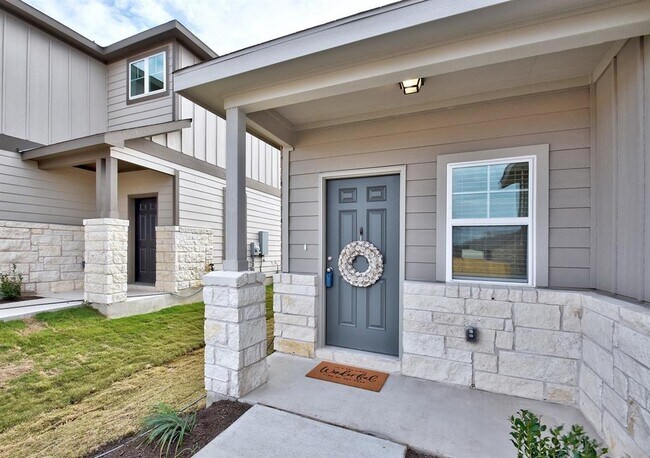 Building Photo - 320 Thornless Cir