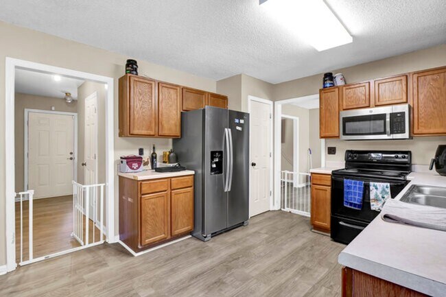 Building Photo - 134 Lawndale Ln., Sneads Ferry, NC 28460