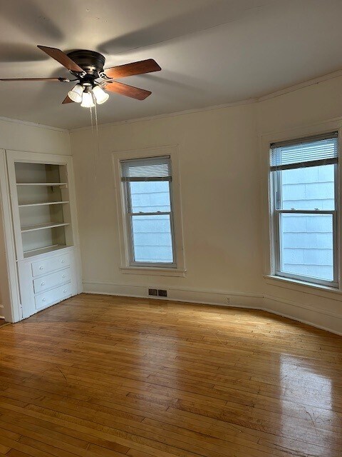Building Photo - 449 W Mifflin St