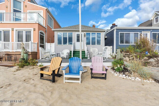 Building Photo - 173 Beach Front