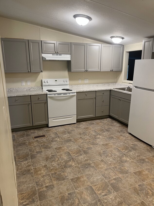 38 Taylor Rd, Pikeville, KY 41501 House Rental in Pikeville, KY