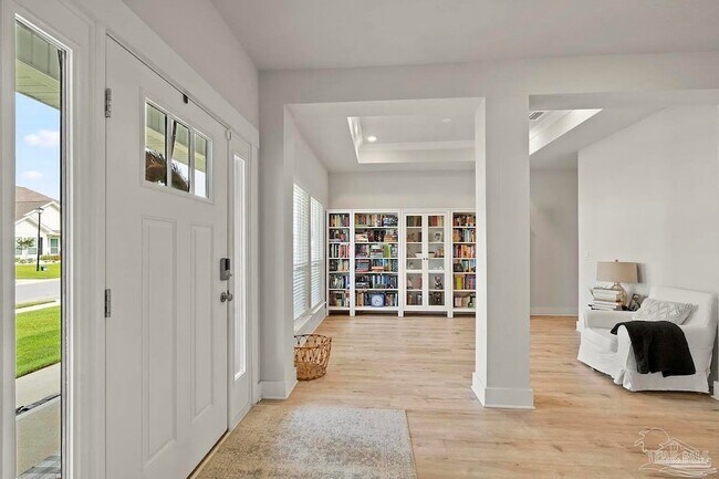 Foto del edificio - 5534 Blake Ln