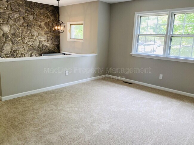 Foto del edificio - 12202 McClain St