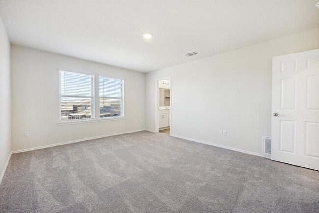 Building Photo - 91 Pacific Loon St