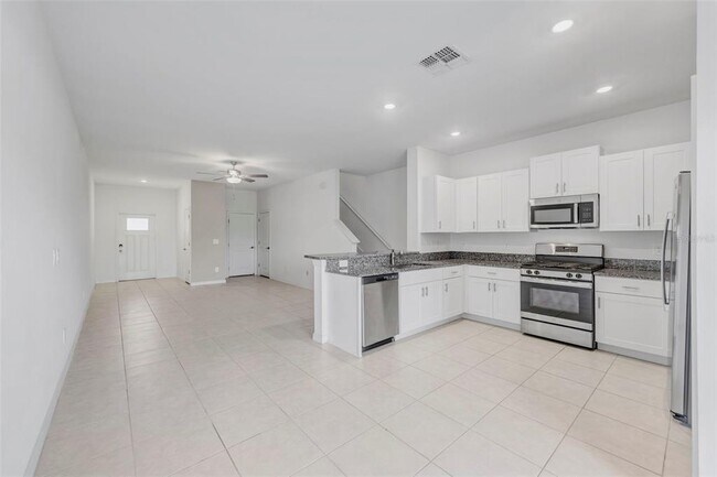 Building Photo - 8309 Cor Pne Wy