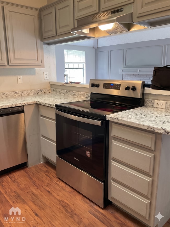 Building Photo - 11835 Garden Terrace Dr