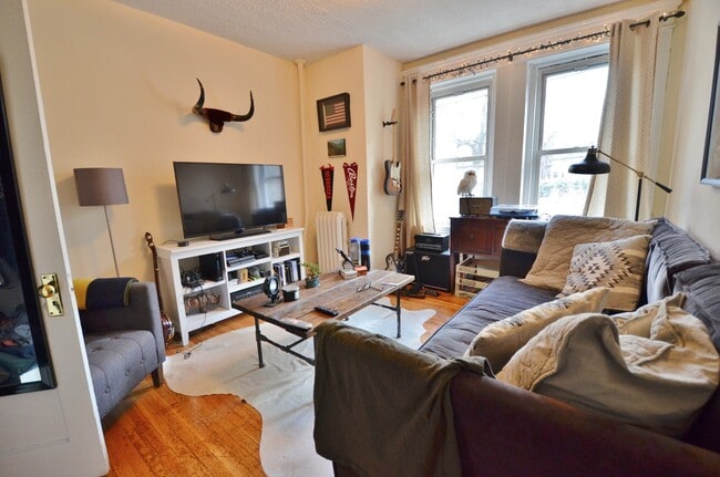 Living room - Peterborough Apartments