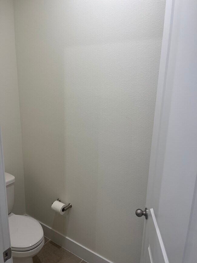 EN SUITE - 10279 Bonavie Cove Dr