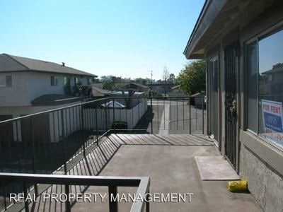 Building Photo - 1249 ARCADIA Ave
