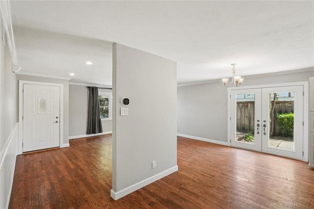 Building Photo - 1637 Dell Oak Dr