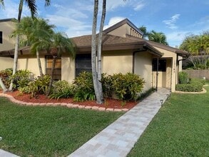 Building Photo - 13143 SW 91st Pl