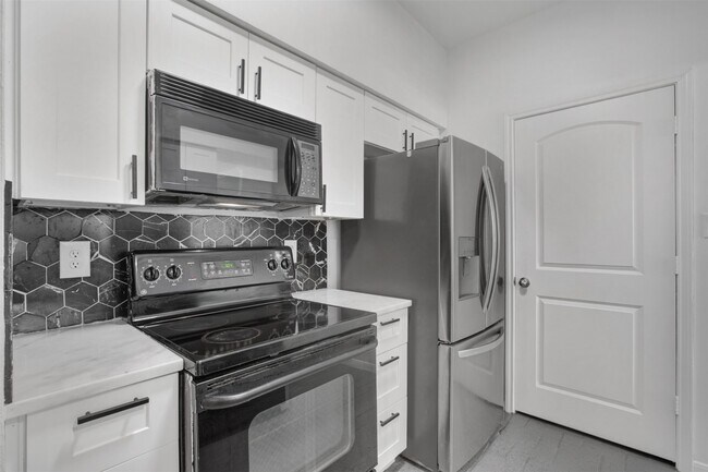 Foto del edificio - 2475 Underwood St