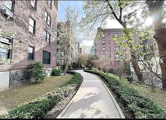 Primary Photo - 1 bedroom in Bronx NY 10463