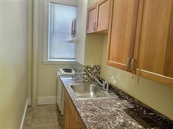 Foto del edificio - 137 Peterborough St