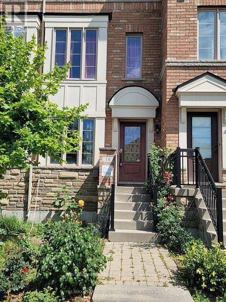 Building Photo - 18 Belanger Cres