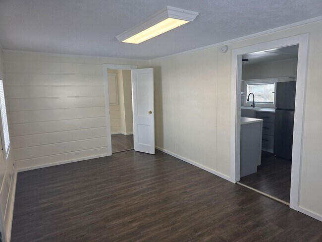 Foto del edificio - Updated 1-Bedroom, 1-Bathroom Home – $995/Month