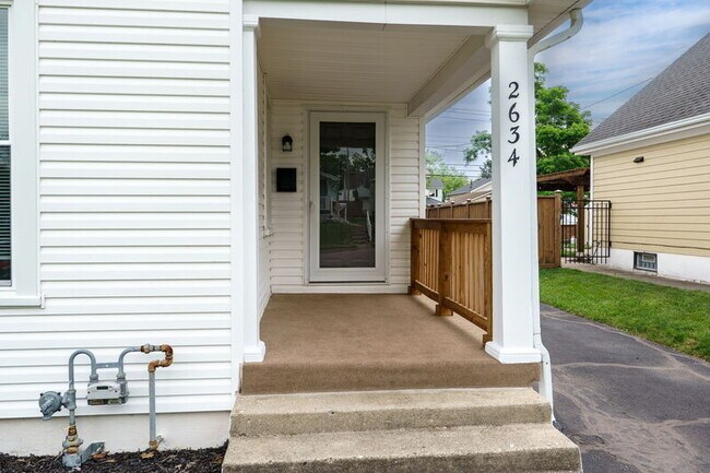 Foto del edificio - 2634 Wayland Ave
