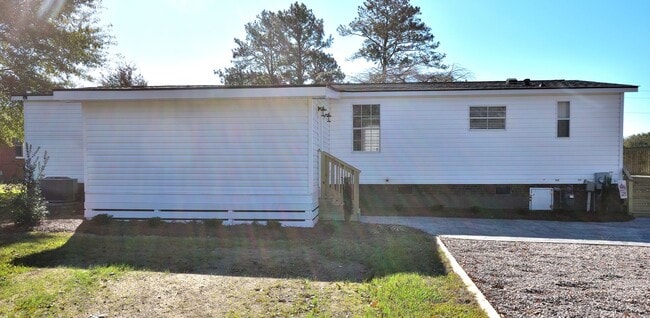 Building Photo - 1392 E. Old Spring Hope Road