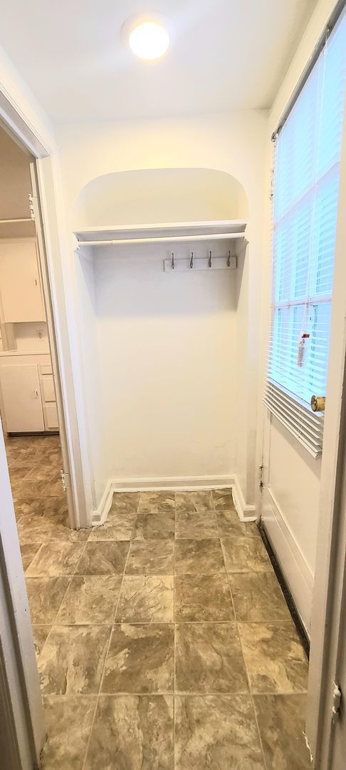 Foto del edificio - Davis Rogers #14