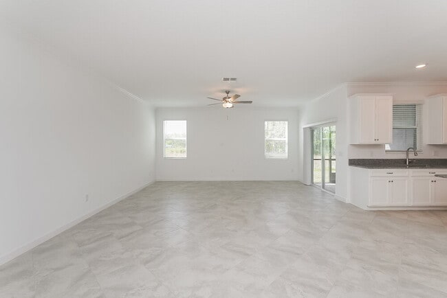 Building Photo - 2916 YellowHammer Wy