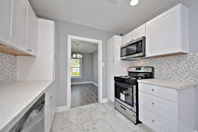 Foto del edificio - 3834 Rosedale St