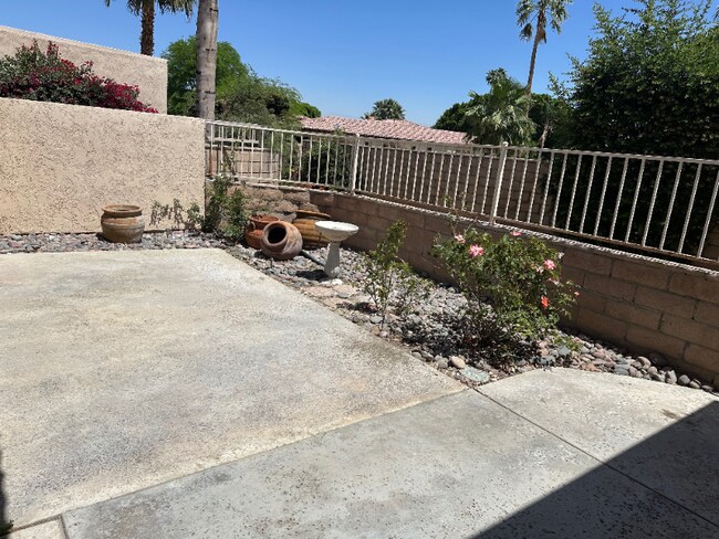 Building Photo - 70100 Mirage Cove Dr