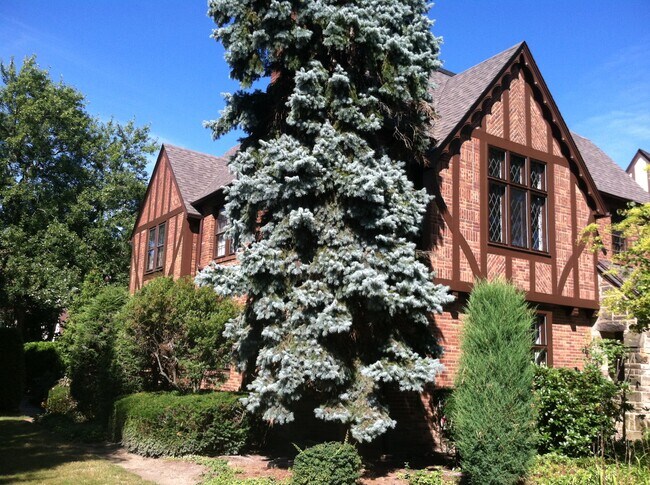 Foto del edificio - 3452 Lynnfield Rd