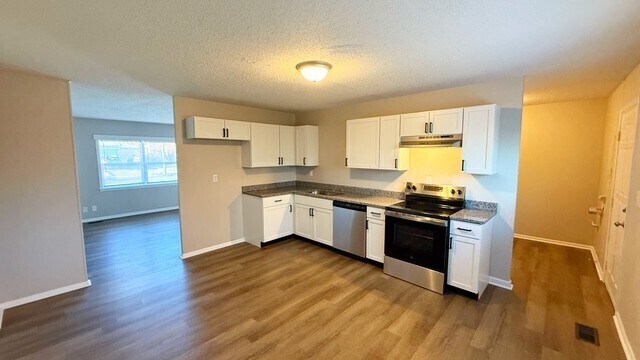 Foto del edificio - 9148 Rochelle Dr