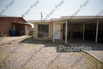 Building Photo - 114 Bauxite Ave